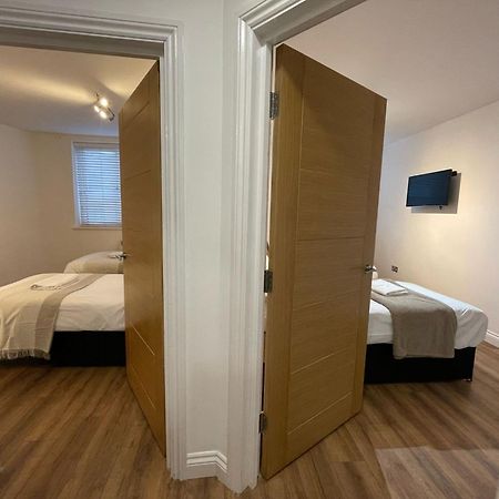 24-7 Secured City Centre Apartments With Free Underground Parking And Wifi Бирмингем Экстерьер фото