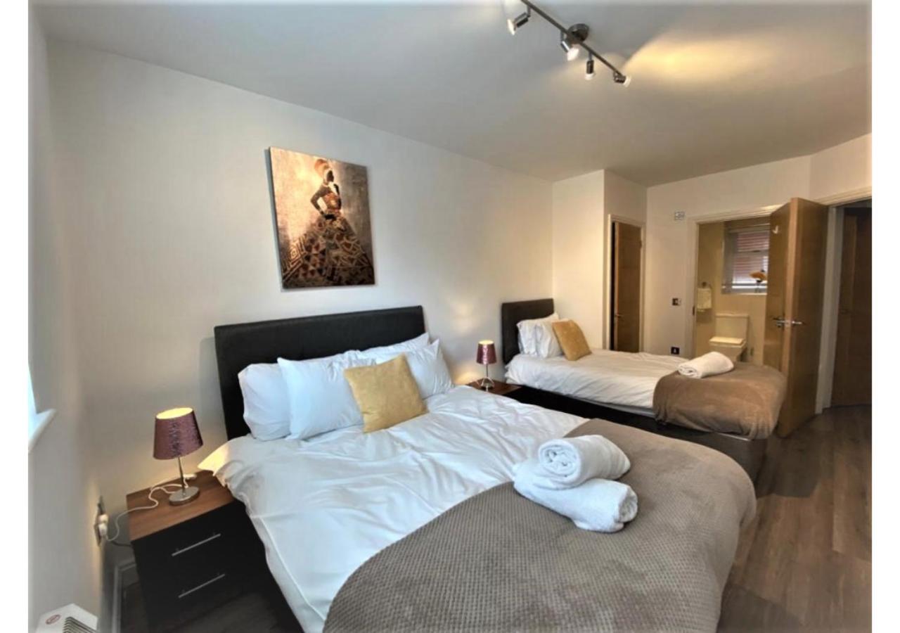 24-7 Secured City Centre Apartments With Free Underground Parking And Wifi Бирмингем Экстерьер фото