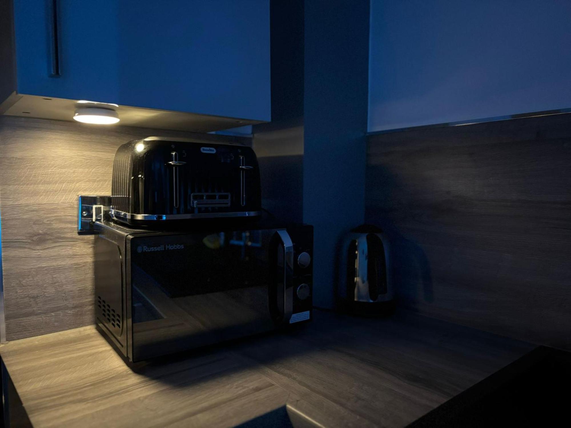 24-7 Secured City Centre Apartments With Free Underground Parking And Wifi Бирмингем Экстерьер фото
