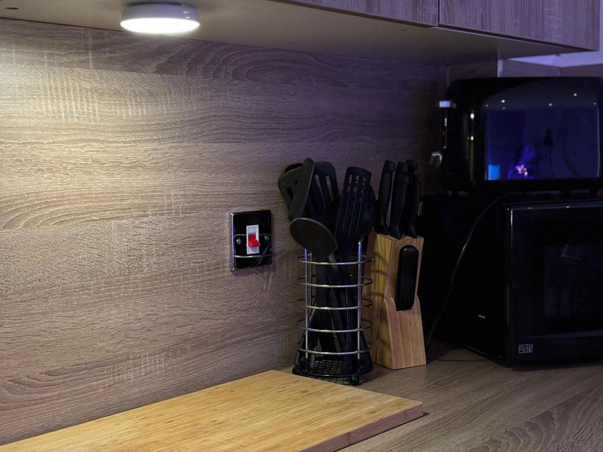 24-7 Secured City Centre Apartments With Free Underground Parking And Wifi Бирмингем Экстерьер фото