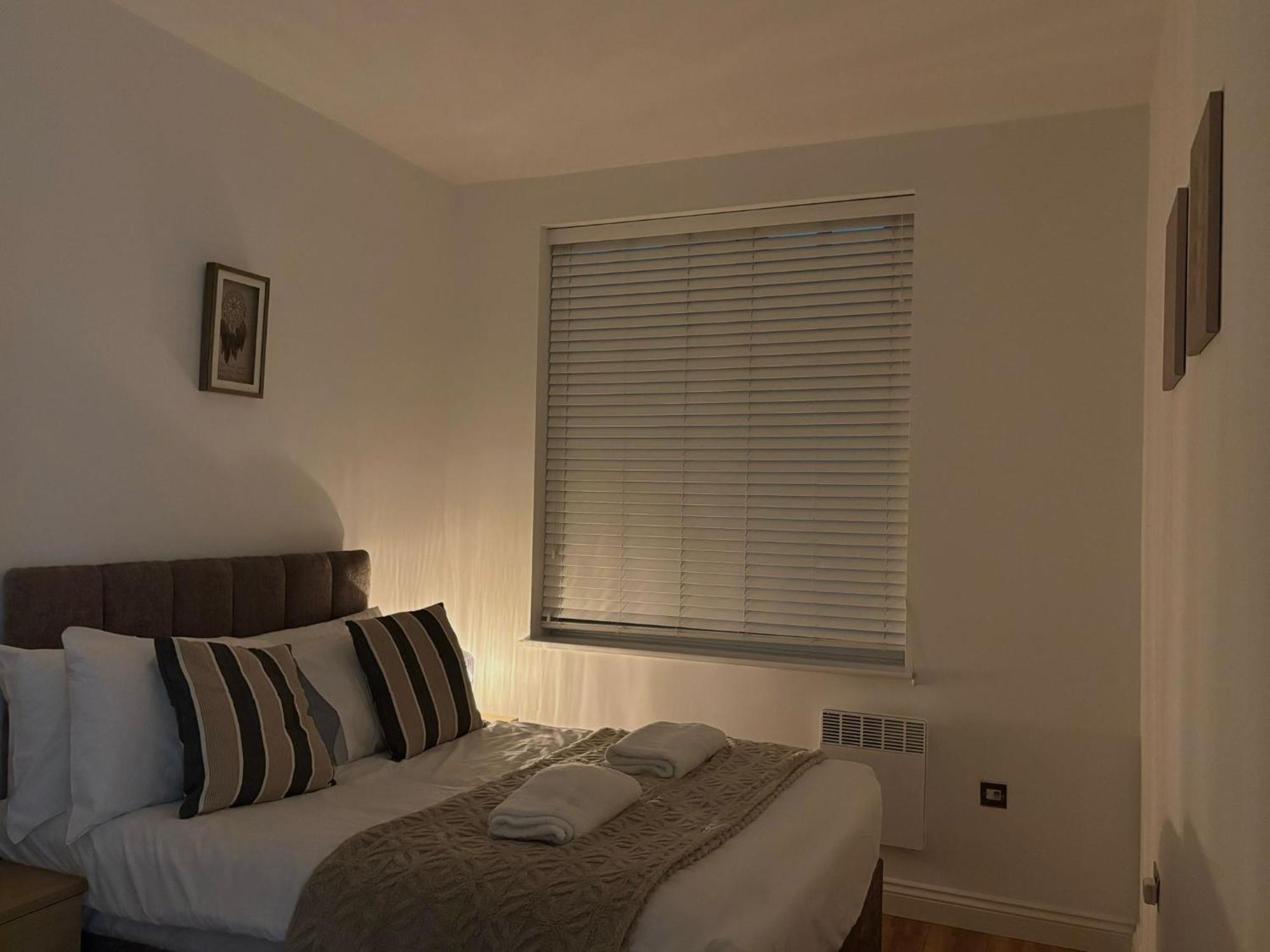 24-7 Secured City Centre Apartments With Free Underground Parking And Wifi Бирмингем Экстерьер фото