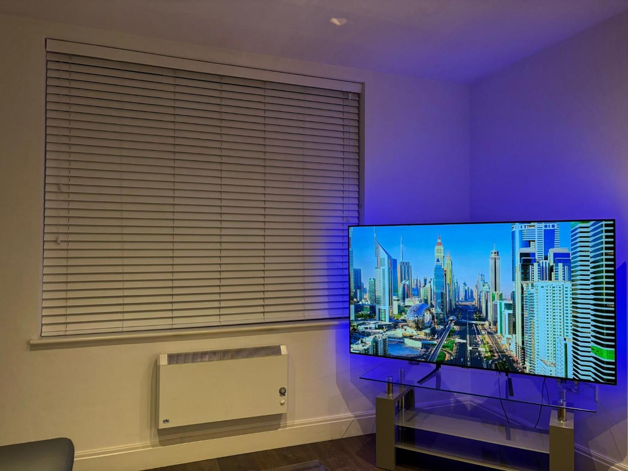24-7 Secured City Centre Apartments With Free Underground Parking And Wifi Бирмингем Экстерьер фото