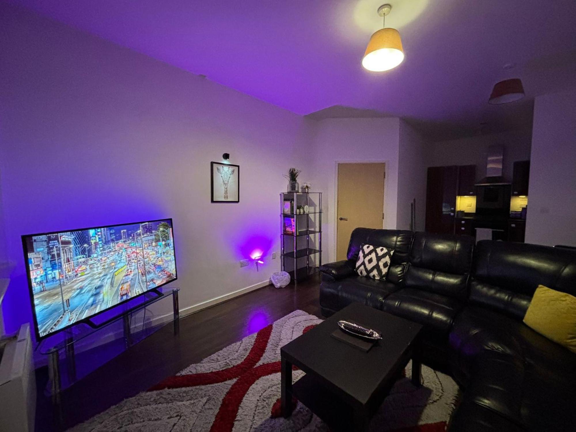 24-7 Secured City Centre Apartments With Free Underground Parking And Wifi Бирмингем Экстерьер фото