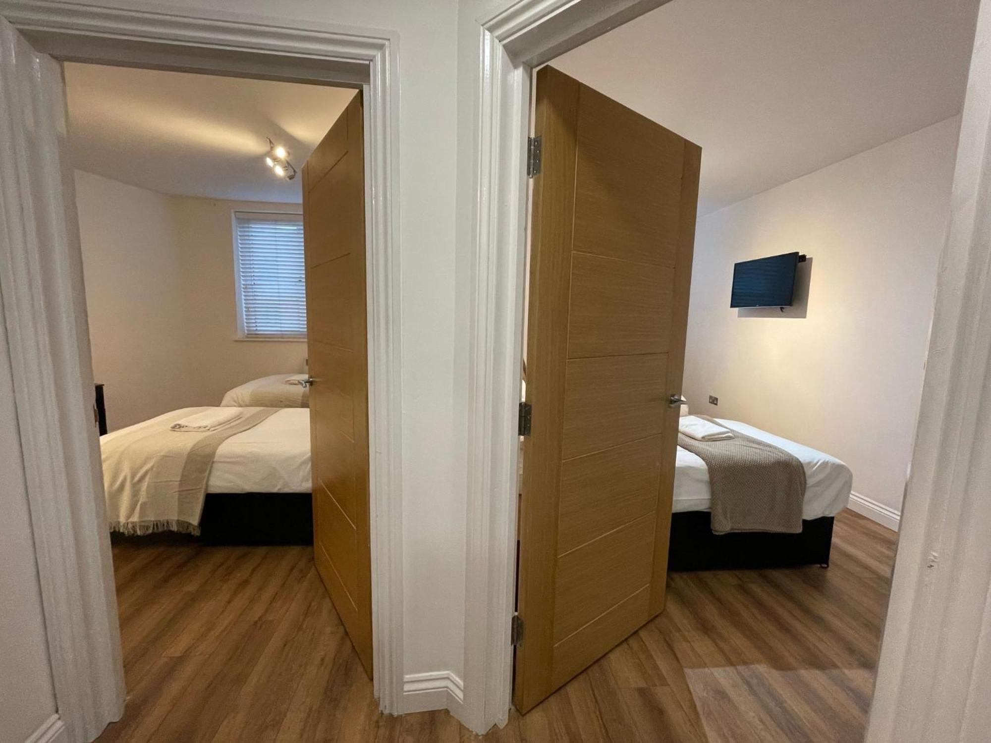 24-7 Secured City Centre Apartments With Free Underground Parking And Wifi Бирмингем Экстерьер фото