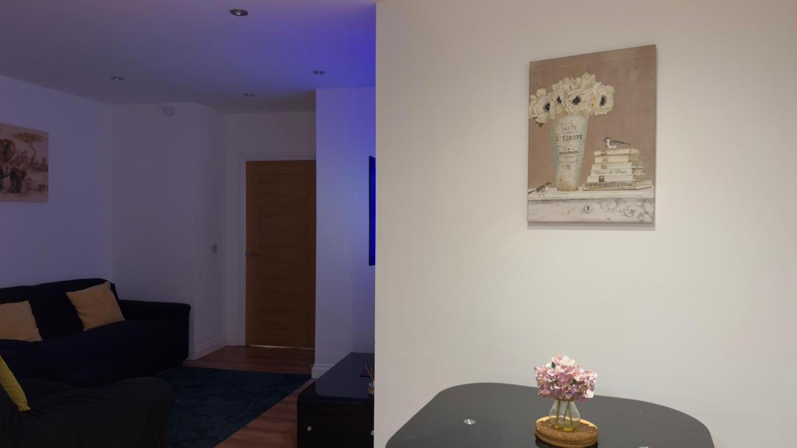 24-7 Secured City Centre Apartments With Free Underground Parking And Wifi Бирмингем Экстерьер фото